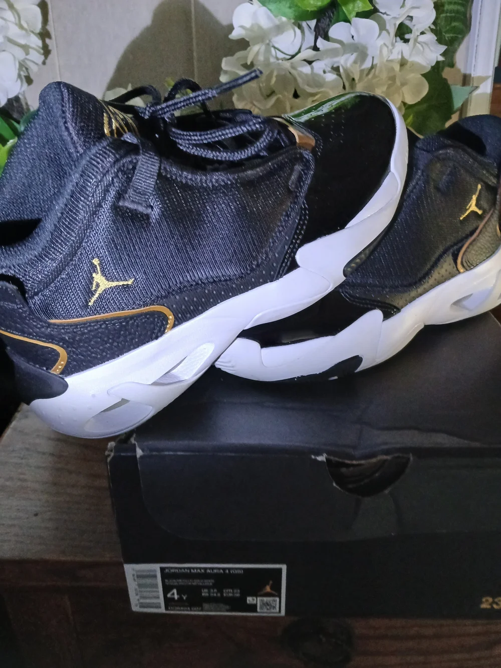 Kids Air Jordan Max Aura 4--In The 